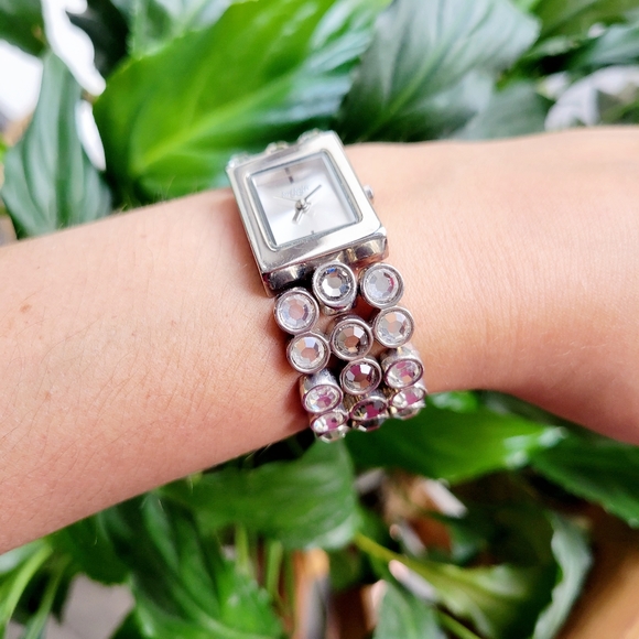 Classic Infinite Rhinestone Silver Watch - Picture 4 of 10